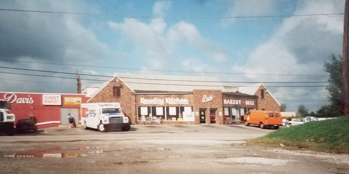 GreeneScene of the Past: Davis Giant Market