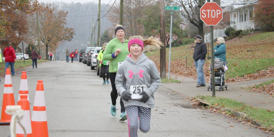 Turkey Tom’Foot’ery: The Turkey Trot Returns