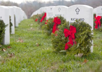 Wreaths Across America 2022